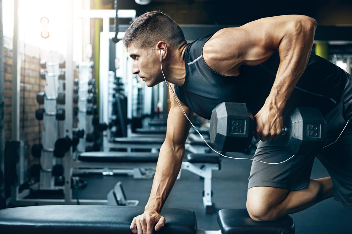 DD athlete weight training